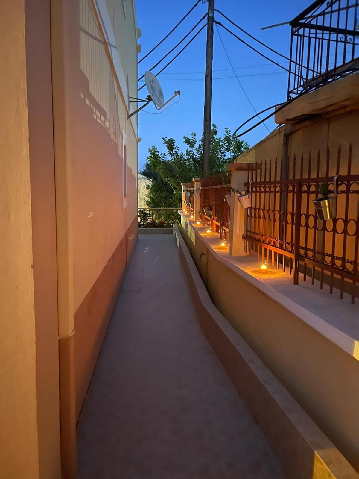 סימי Villa Pinotsi מראה חיצוני תמונה