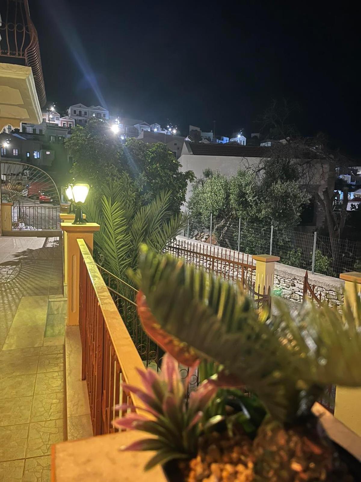 סימי Villa Pinotsi מראה חיצוני תמונה